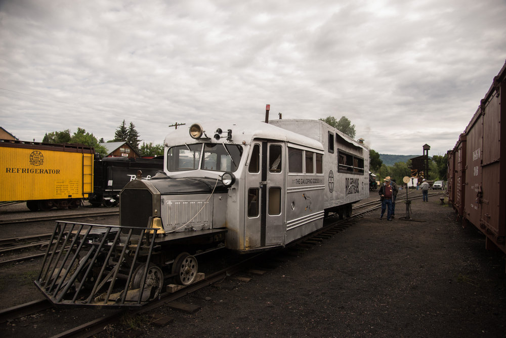 12 Another shot of the goose before it heads for the end of track and loading on its flatbed.jpg