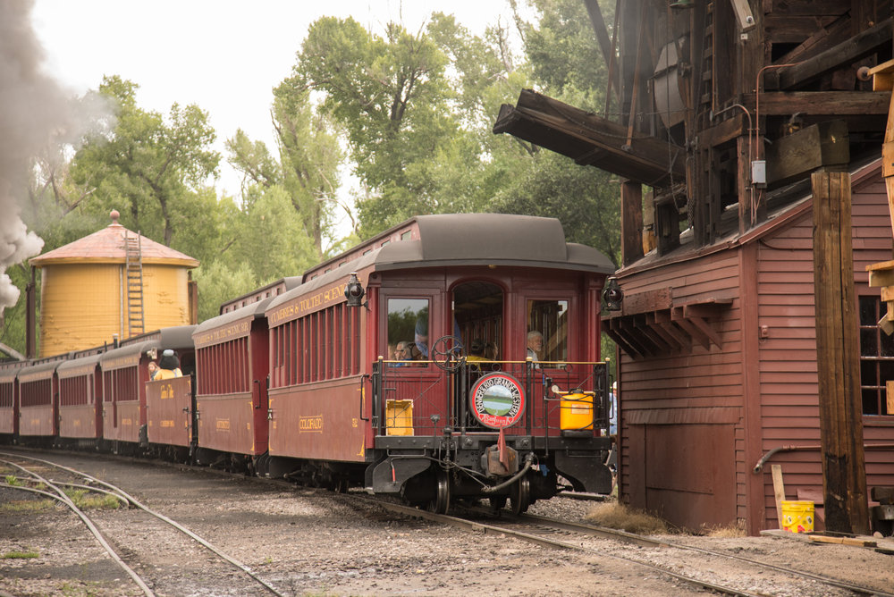 19 The parlor Colorado passes the coal tipple as it leaves Chama.jpg