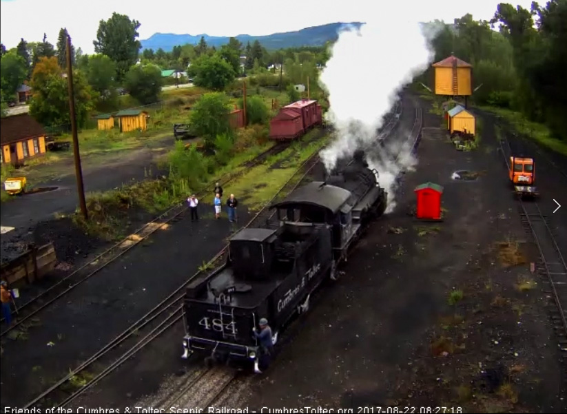 8-22-17 487 is backing down the main and we can see the 484's tender on it.jpg