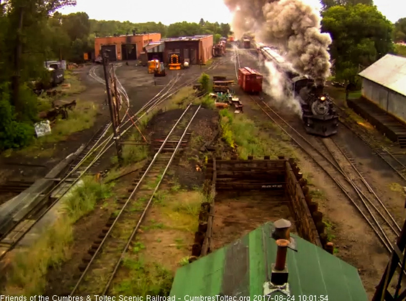 8-24-17 Nice steam and smoke this cool, damp morning.jpg