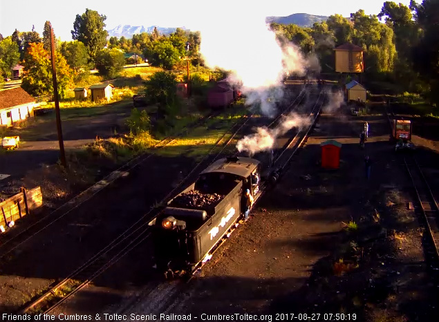 8-27-17 315 backs down the main as it heads to the coal dock.jpg