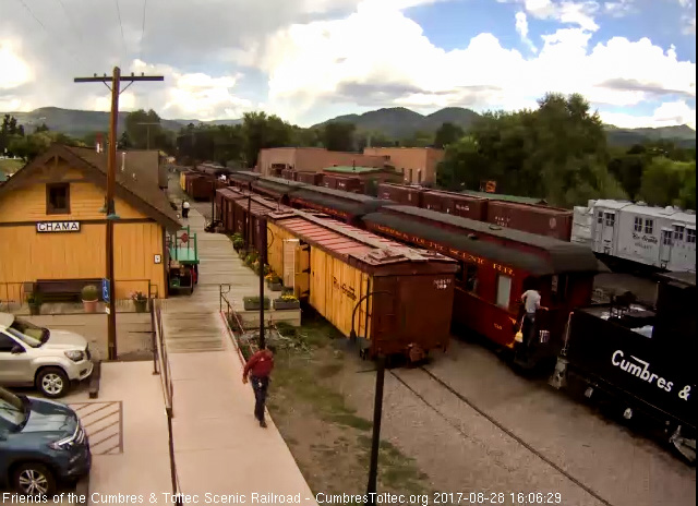 8-28-17 The train is stopped and that looks like Mr. Bush walking toward the locomotive.jpg