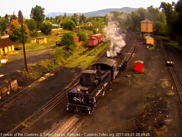 9-1-17 The 489 backs toward the lead to the coal dock.jpg