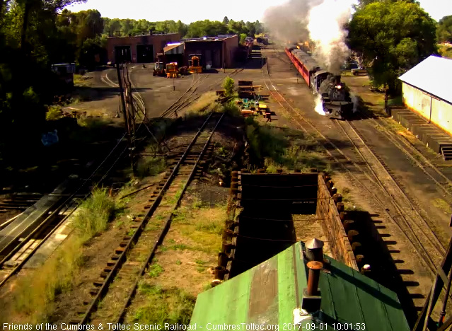 9-1-17 The 489 accelerates train 216 away from the Chama depot.jpg