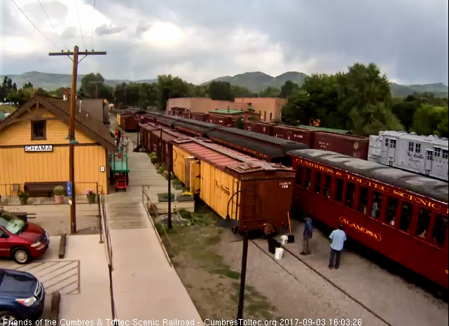 9-3-17 The train has stopped and Frank's last ride for 2017 is over.jpg