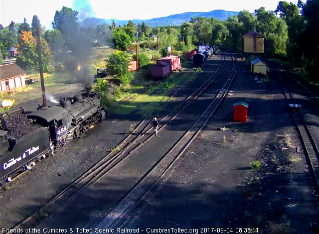 9-4-17 The loader dumps another bucket of coal into the tender of 488.jpg