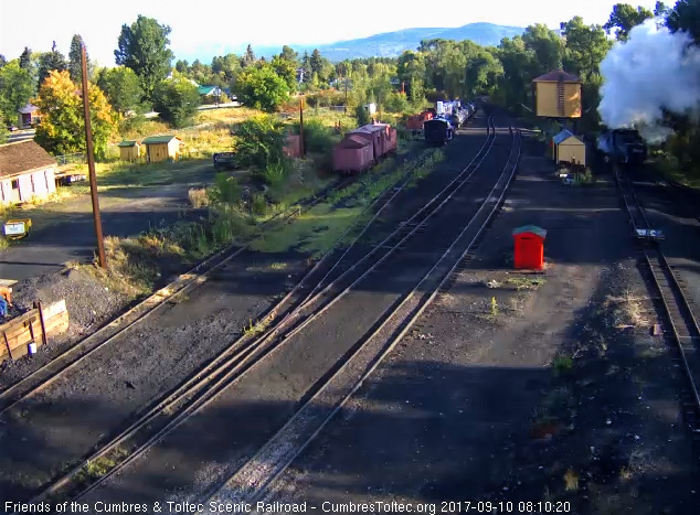 9-10-17 The cool morning air gives a nice steam effect as 489 moves to the tank.jpg