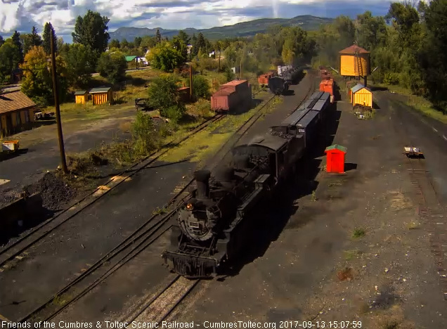 9-13-17 488 comes up to the tipple with the train.jpg