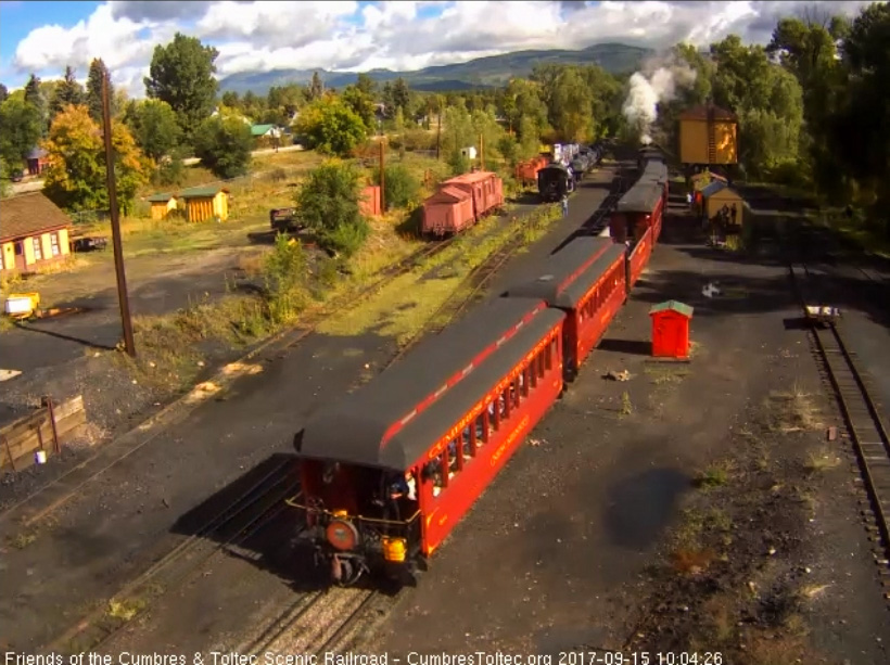 9-15-17 The train is underway again and the parlor New Mexico is on the markers.jpg