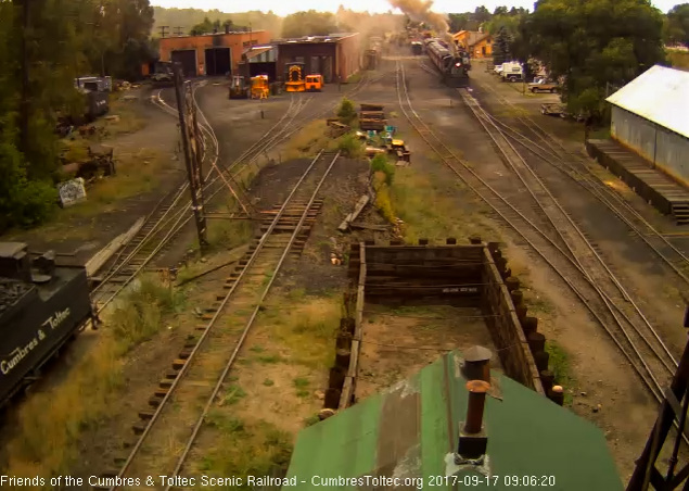 9-17-17 The 487 has pulled the 8 car train 216 into loading position as the 487 heads back to the house.jpg