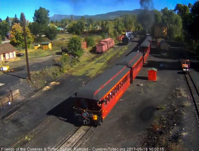 9-18-17 The parlor Colorado is on the markers and if you look closely the conductor is moving toward the door.jpg