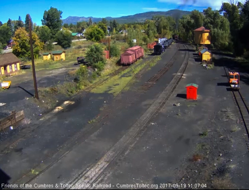 9-19-17 The Advanced Student train is rounding the curve north of Chama yard.jpg