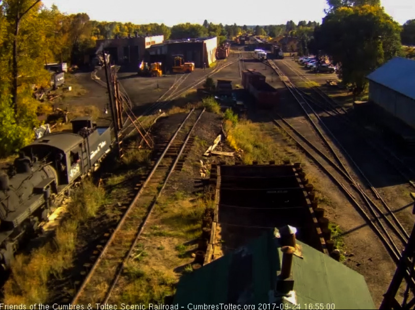 9-24-17 The Goose 5 is coming out of south yard after its spin at the wye.jpg