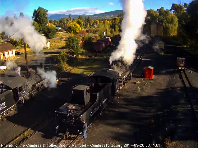 9-26-17 The 463 is at the coal dock as 487 backs down.jpg