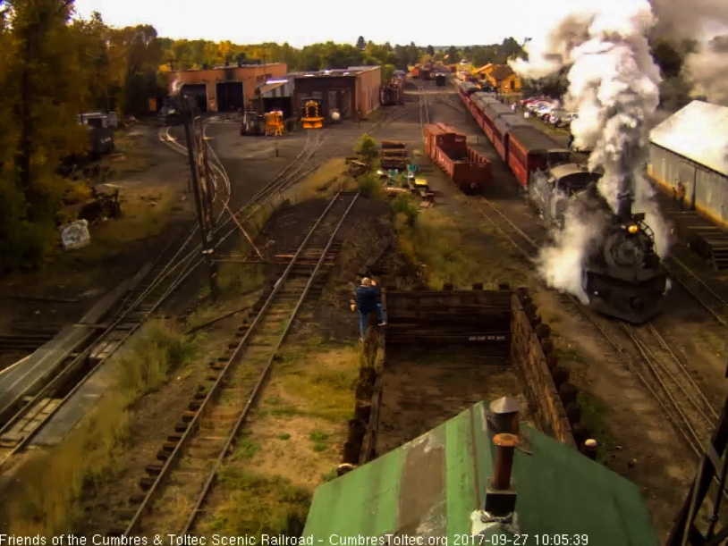 9-27-17 The 489 is by the wood shop with some nice steam in the cool air.jpg