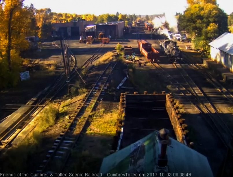 10-3-17  The 489 is now waiting for its road crew as 484 gets ready to pull toward the coal dock.jpg