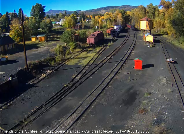 10-3-17  The 488 arrives in Chama with the 9 car train 215.jpg
