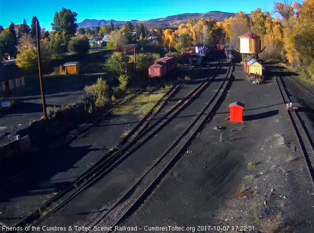 10-7-17  489 brings the 9 car train 215 into Chama and its headlight is still not working.jpg