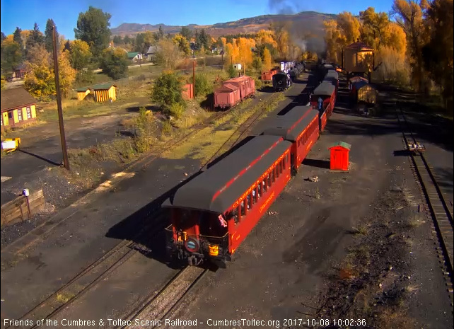 10-8-17  The parlor Colorado is seen in the north cam as the train is stretched out by north yard.jpg