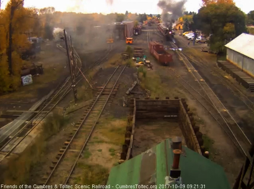 10-9-17  488 has pulled the 8 car train 216 into loading position.jpg