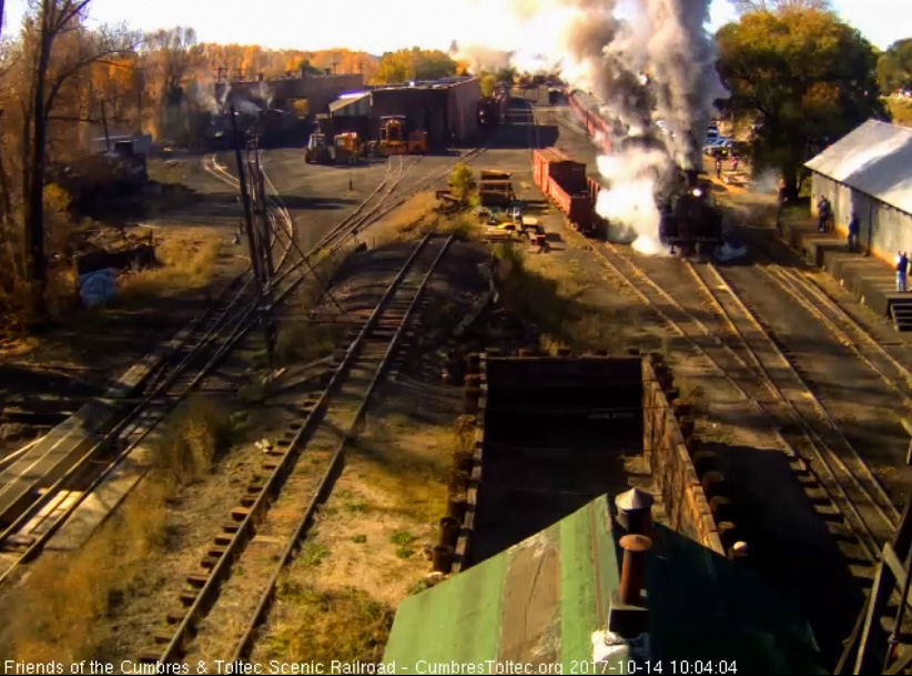 10-14-17 The 488 and 463 work to get their 12 car train underway.jpg