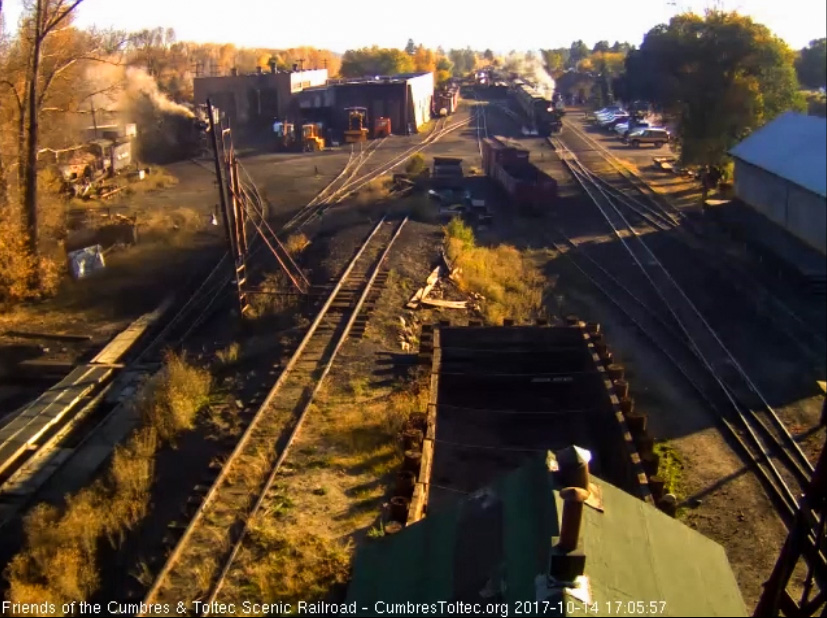 10-14-17 The 487 has moved the Sunset Diner train into loading position.jpg