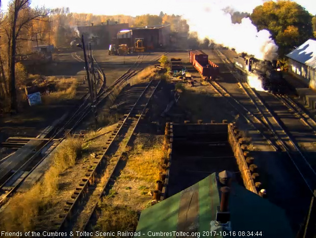 10-16-17 The 488 pulls forward by the wood shop as it heads to the coal dock.jpg