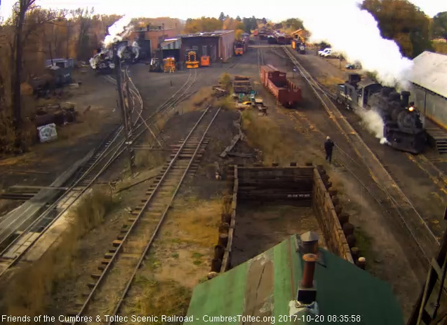 10-20-17 The 489 pulls by the wood shop as it moves to the coal dock.jpg