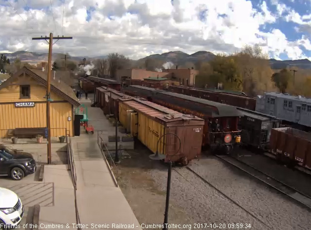 10-20-17 High ball given, Conductor Ray has climbed onto the parlor New Mexico.jpg