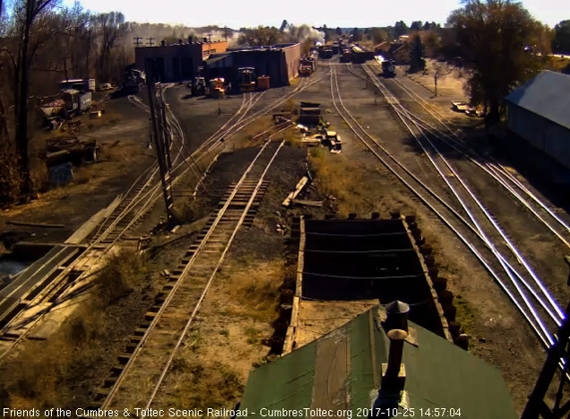 10-25-17  After a refill of ballast the little train comes around south yard.jpg