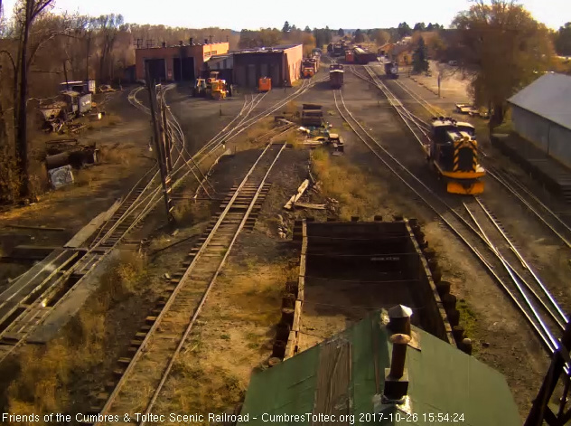 10-26-17 Now heading out toward the north end of the yard.jpg