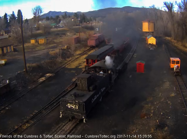 11-14-17 The road engineer is riding along as one of the hostlers runs the 489 as it heads for the house.jpg