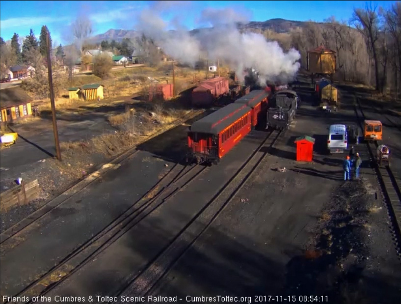 11-15-17  The 489 moves by its train as it heads to the north end of the yard.jpg