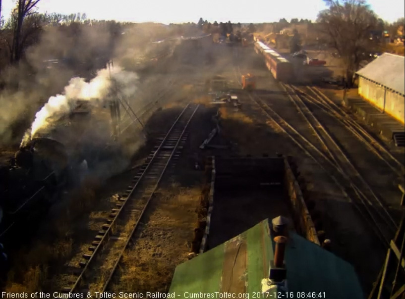 12-16-17 487 is at the ash pit getting its fire cleaned.jpg