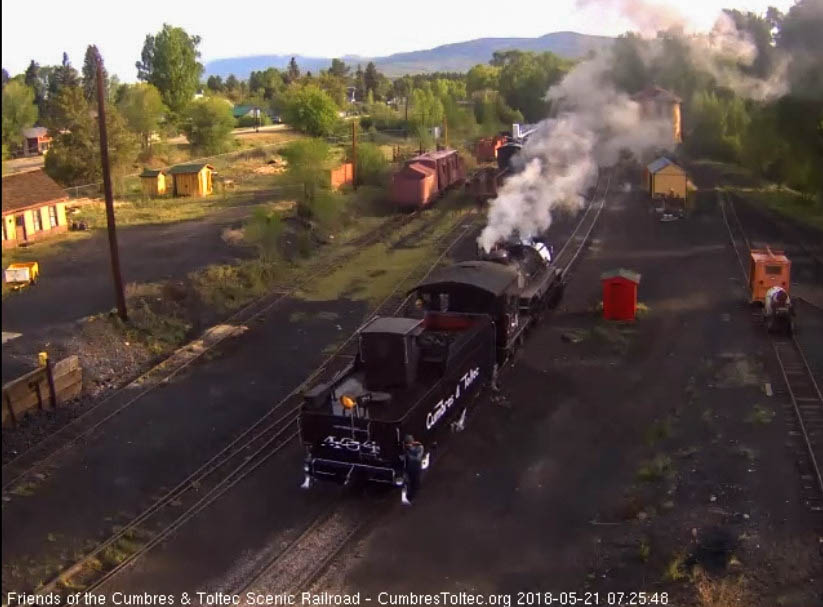 2018-05-21 484 backs down the main toward the coal dock lead (1 of 1).jpg