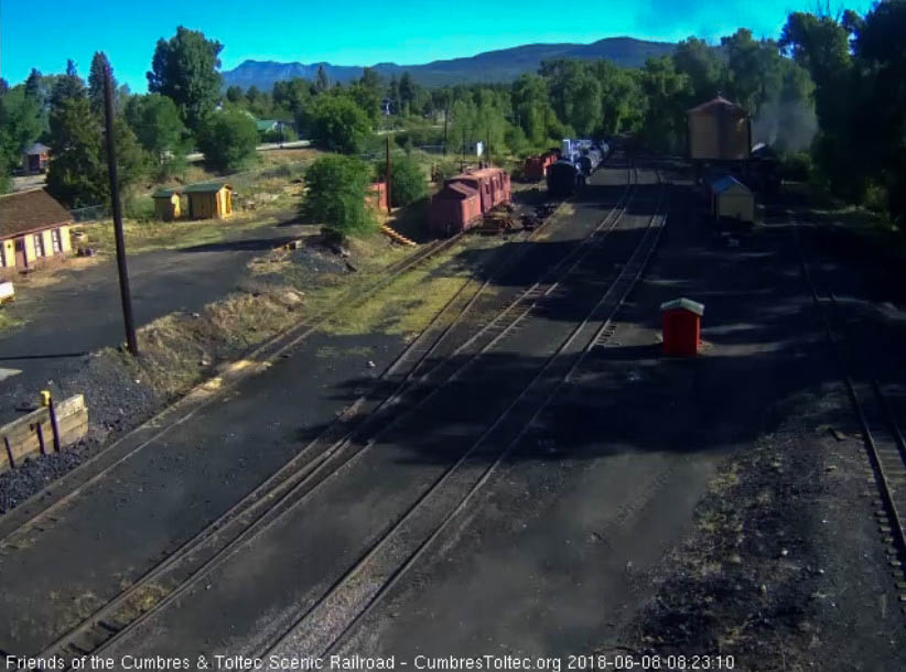 2018-06-08 487 is taking water at the tank.jpg