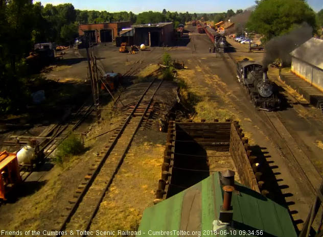 2018-06-10 The 463 now backs down onto the train.jpg