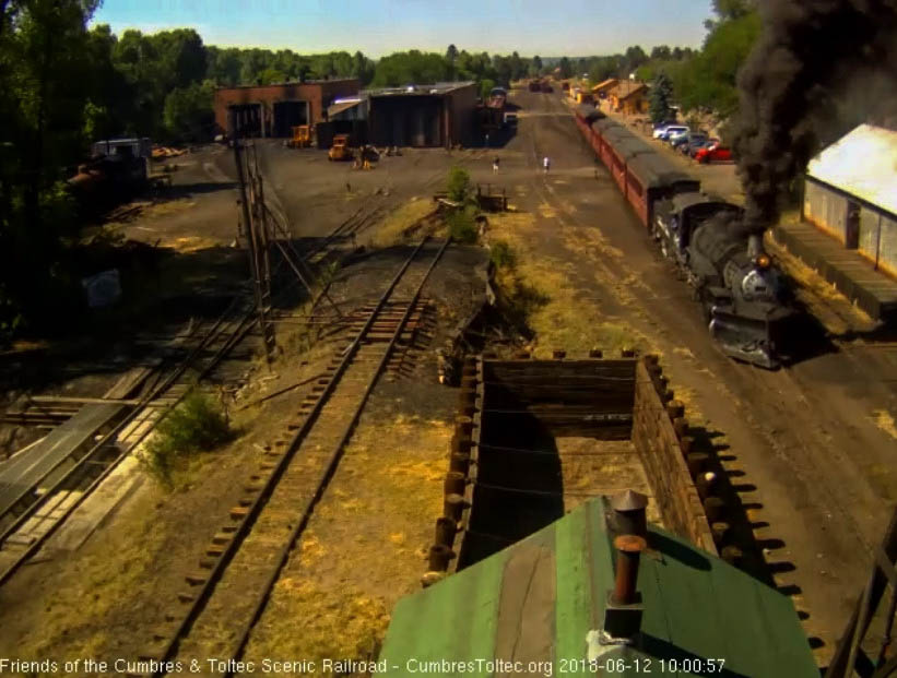 2018-06-12 The 487 passes the woodshop.jpg