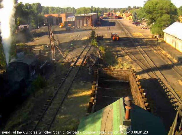 2018-06-13 The 484 is at the pit getting cleaned before its run east.jpg