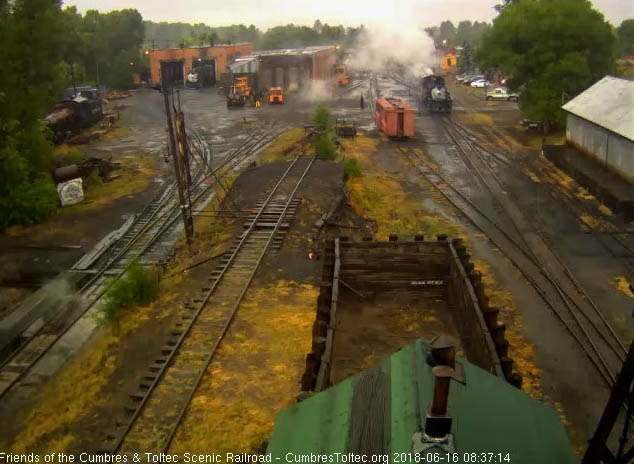 2018-06-16 The hostlers are done and with the rain no wetting of the coal today.jpg