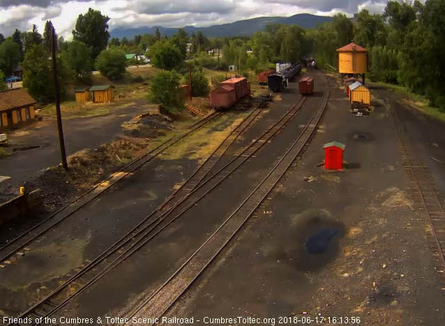 2018-06-17 The 489 brings an 8 car train 215 into Chama.jpg