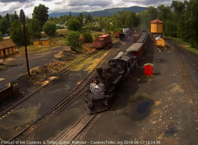 2018-06-17 The train approaches the tipple.jpg
