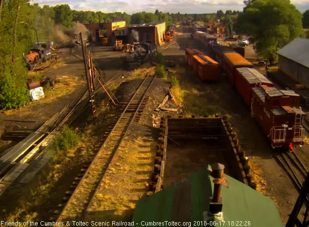 2018-06-17 The 463 leads the train into south yard.jpg