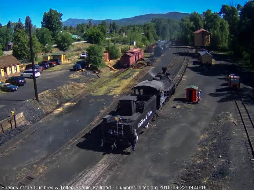 2018-06-22 The 484 is backing toward the coal dock lead.jpg