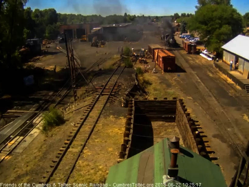2018-06-22 The 484 has now backed onto this 13 car train.jpg