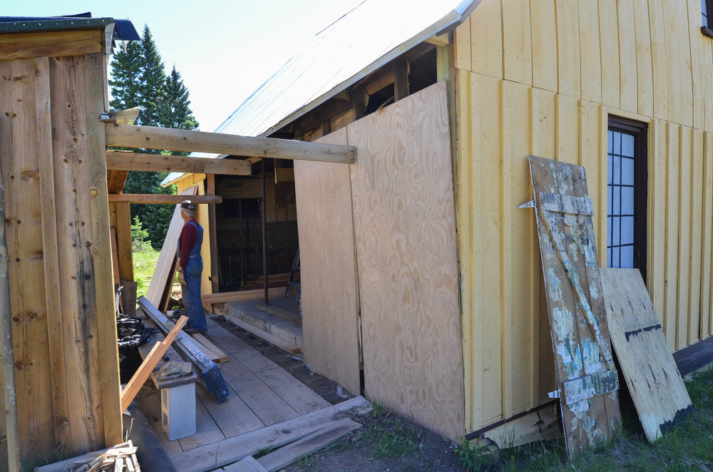 2018-06-21 Repairs continue at the car inspectors house at Cumbres 2.jpg