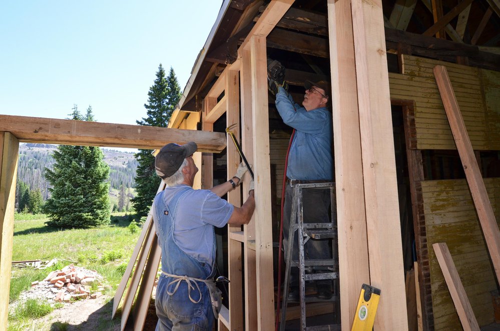 2018-06-22 A Work continues on rebuilding the car inspector's house.jpg