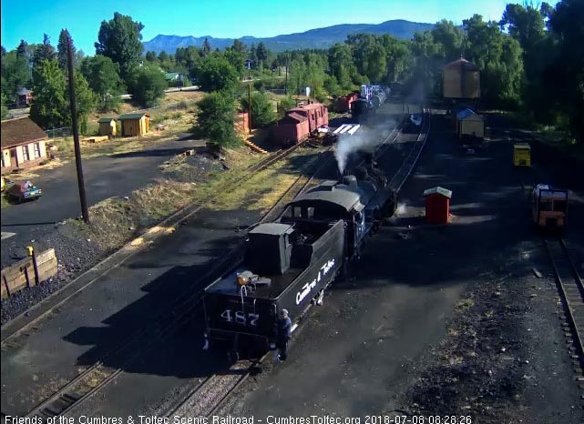 2018-07-07 The second wash done, 487 backs toward the coal dock lead.jpg