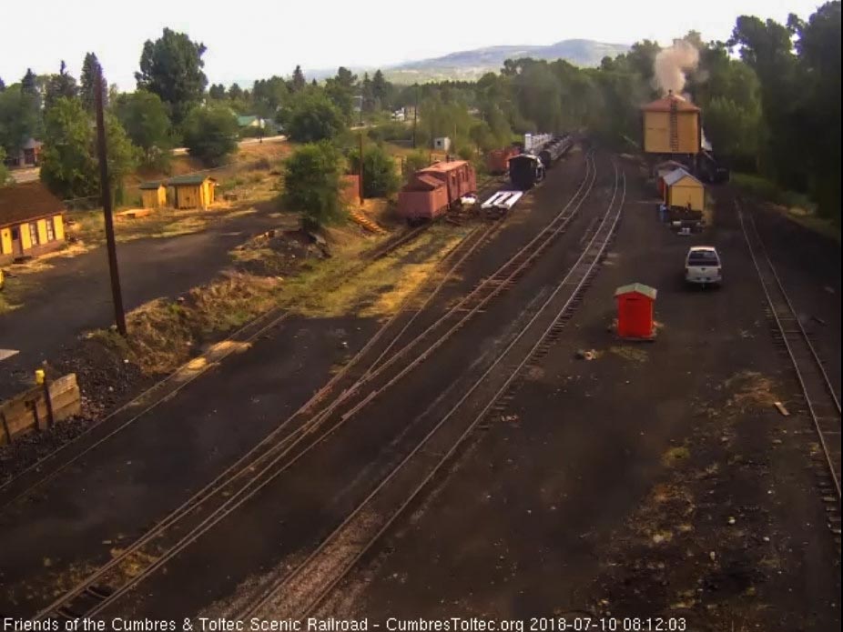 2018-07-10 The 488 has moved to the tank and is taking on water, will also wet down the coal bunker.jpg