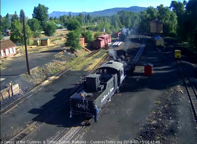 2018-07-15 The 489 backs toward the coal dock lead.jpg
